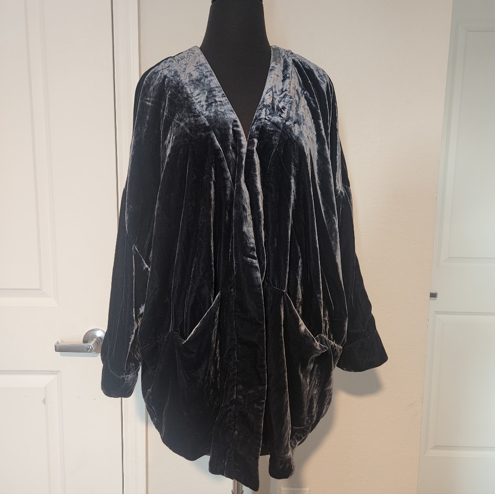 Luxurious Velvet Kimono Jacket